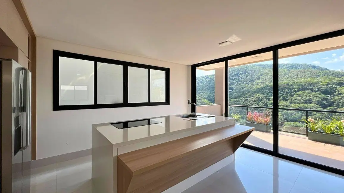 Foto 8 de Casa com 4 quartos para alugar, 439m2 em Tamboré, Santana De Parnaiba - SP