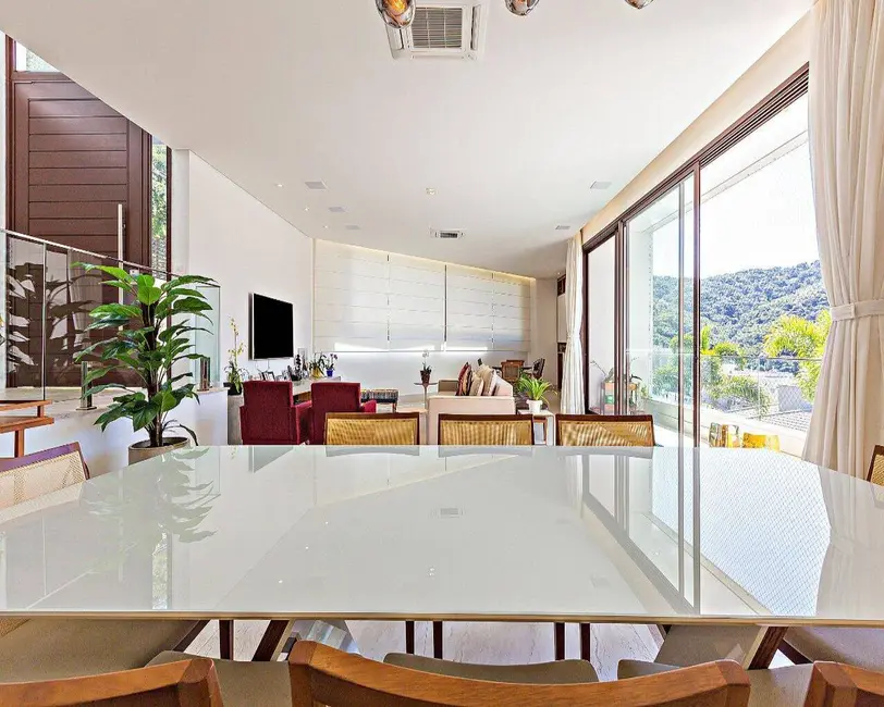 Casa com 4 quartos à venda, 520m2 em Tamboré, Santana De Parnaiba - SP - imagem 2 Foto 2 de Casa com 4 quartos à venda, 520m2 em Tamboré, Santana De Parnaiba - SP