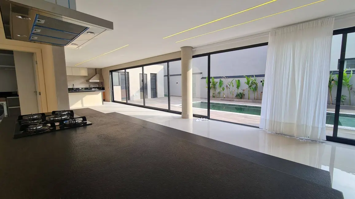 Casa com 4 quartos à venda, 630m2 em Alphaville, Santana De Parnaiba - SP - imagem 5 Foto 5 de Casa com 4 quartos à venda, 630m2 em Alphaville, Santana De Parnaiba - SP