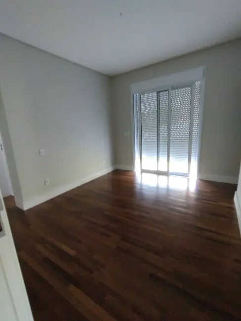 Casa com 4 quartos à venda, 504m2 em Alphaville, Santana De Parnaiba - SP - imagem 6 Foto 6 de Casa com 4 quartos à venda, 504m2 em Alphaville, Santana De Parnaiba - SP