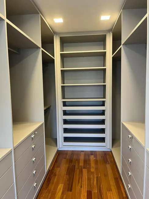 Casa com 4 quartos à venda, 560m2 em Alphaville Residencial Um, Barueri - SP - imagem 8 Foto 8 de Casa com 4 quartos à venda, 560m2 em Alphaville Residencial Um, Barueri - SP