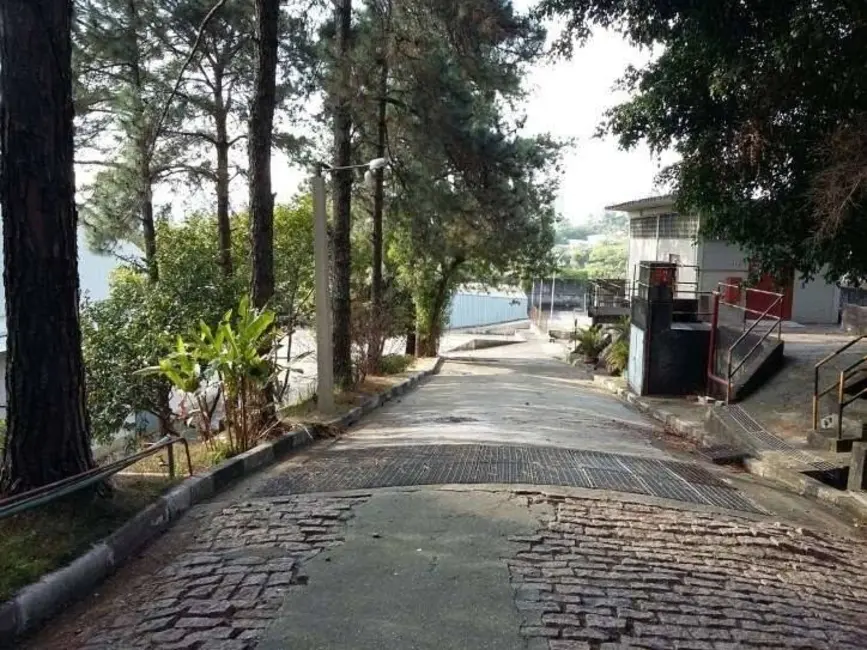 Foto 12 de Armazém / Galpão à venda em Jardim Regina Alice, Barueri - SP