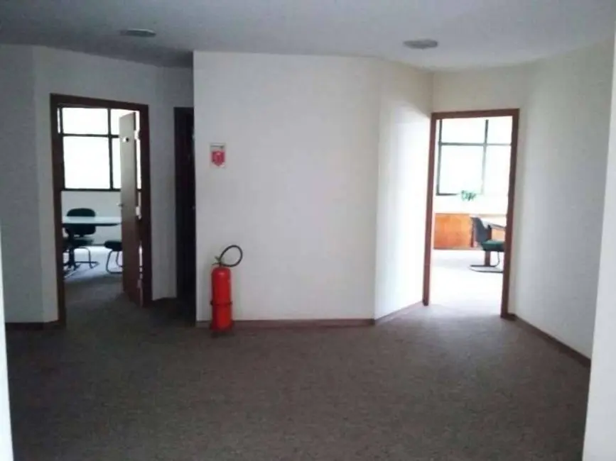 Foto 9 de Armazém / Galpão à venda em Jardim Regina Alice, Barueri - SP