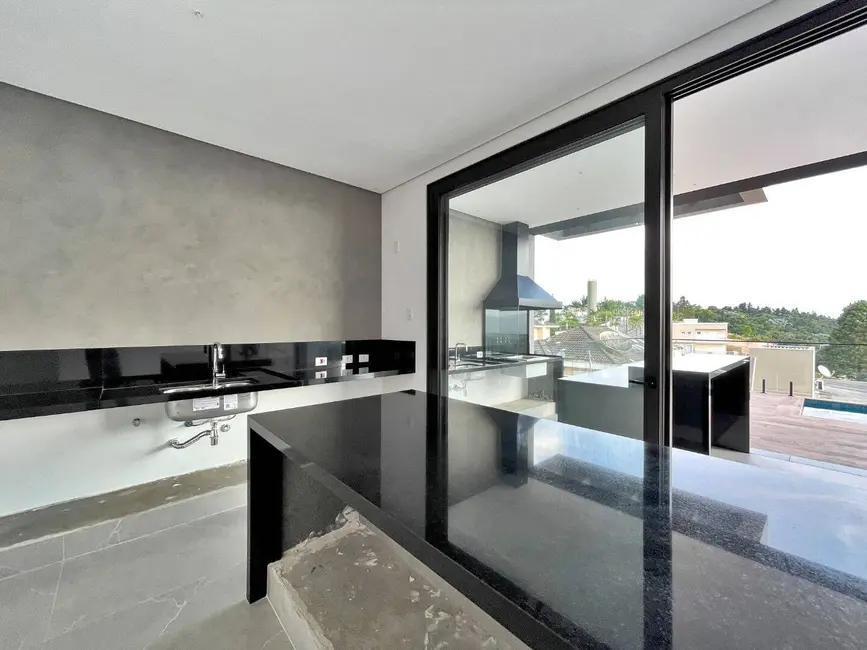 Casa com 4 quartos à venda, 360m2 em Alphaville, Santana De Parnaiba - SP - imagem 7 Foto 7 de Casa com 4 quartos à venda, 360m2 em Alphaville, Santana De Parnaiba - SP