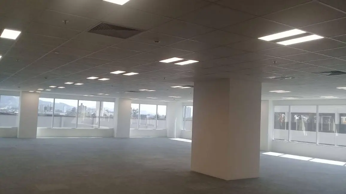 Foto 5 de Sala Comercial para alugar, 500m2 em Alphaville Industrial, Barueri - SP