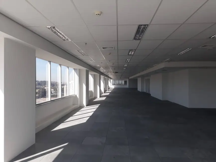 Sala Comercial para alugar, 958m2 em Barueri - SP - imagem 4 Foto 4 de Sala Comercial para alugar, 958m2 em Barueri - SP