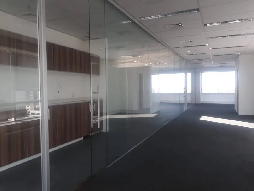 Sala Comercial para alugar, 483m2 em Barueri - SP - imagem 6 Foto 6 de Sala Comercial para alugar, 483m2 em Barueri - SP