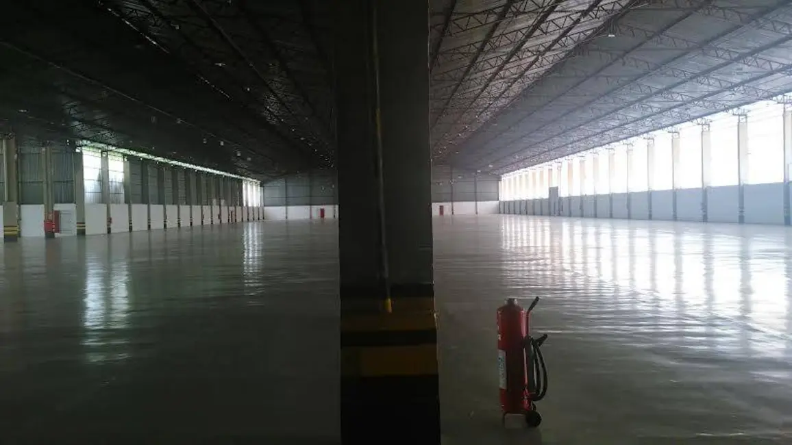 Armazém / Galpão à venda, 21500m2 em Itaqui, Itapevi - SP - imagem 6 Foto 6 de Armazém / Galpão à venda, 21500m2 em Itaqui, Itapevi - SP