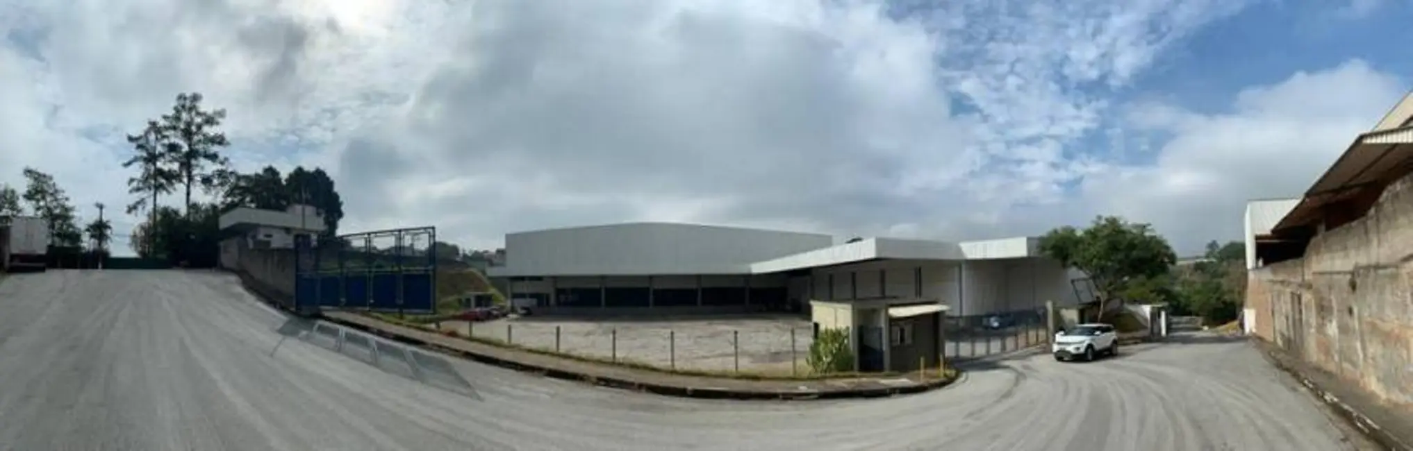 Armazém / Galpão à venda e para alugar, 10000m2 em Vila Jovina, Cotia - SP - imagem 2 Foto 2 de Armazém / Galpão à venda e para alugar, 10000m2 em Vila Jovina, Cotia - SP
