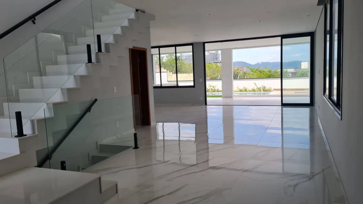 Foto 3 de Casa com 4 quartos à venda, 420m2 em Cidade Tamboré, Santana De Parnaiba - SP