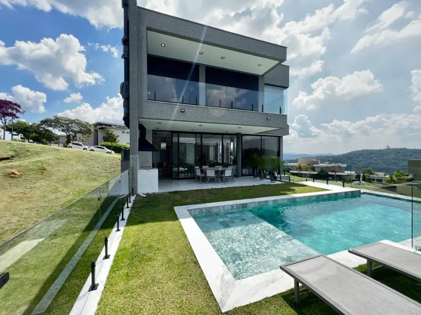 Casa com 4 quartos à venda, 520m2 em Alphaville, Santana De Parnaiba - SP - imagem 3 Foto 3 de Casa com 4 quartos à venda, 520m2 em Alphaville, Santana De Parnaiba - SP