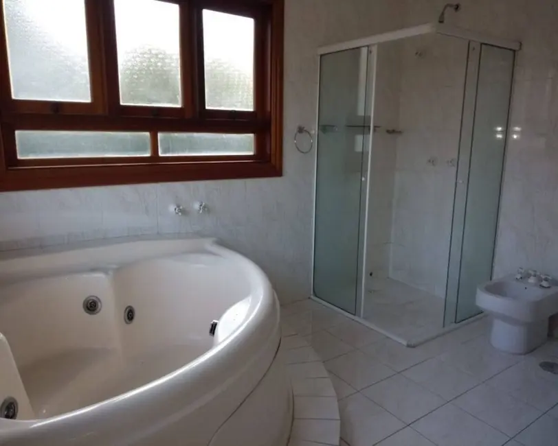 Casa com 4 quartos à venda e para alugar, 450m2 em Alphaville Residencial Dois, Barueri - SP - imagem 7 Foto 7 de Casa com 4 quartos à venda e para alugar, 450m2 em Alphaville Residencial Dois, Barueri - SP
