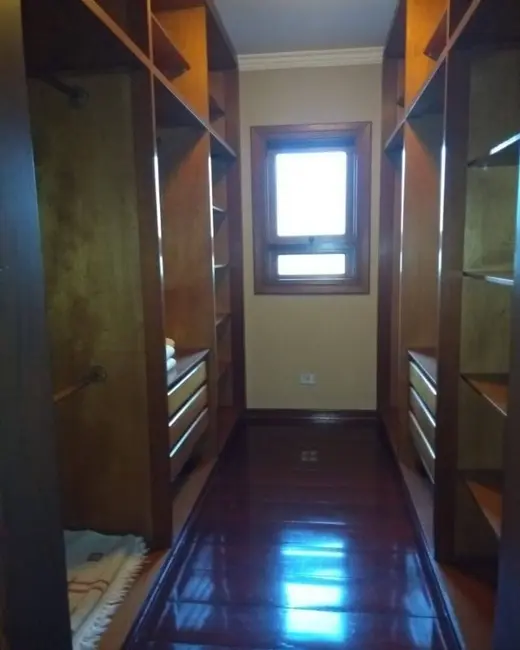 Casa com 4 quartos à venda e para alugar, 450m2 em Alphaville Residencial Dois, Barueri - SP - imagem 4 Foto 4 de Casa com 4 quartos à venda e para alugar, 450m2 em Alphaville Residencial Dois, Barueri - SP