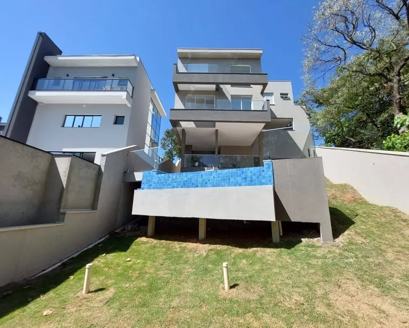 Foto 3 de Casa com 3 quartos à venda, 300m2 em Tarumã, Santana De Parnaiba - SP