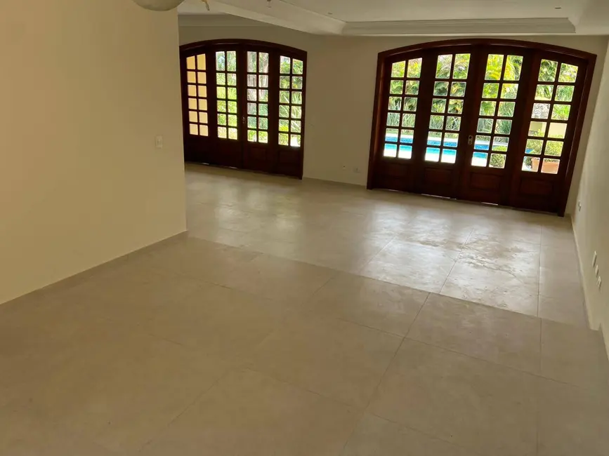 Casa com 4 quartos à venda, 700m2 em Alphaville, Santana De Parnaiba - SP - imagem 6 Foto 6 de Casa com 4 quartos à venda, 700m2 em Alphaville, Santana De Parnaiba - SP