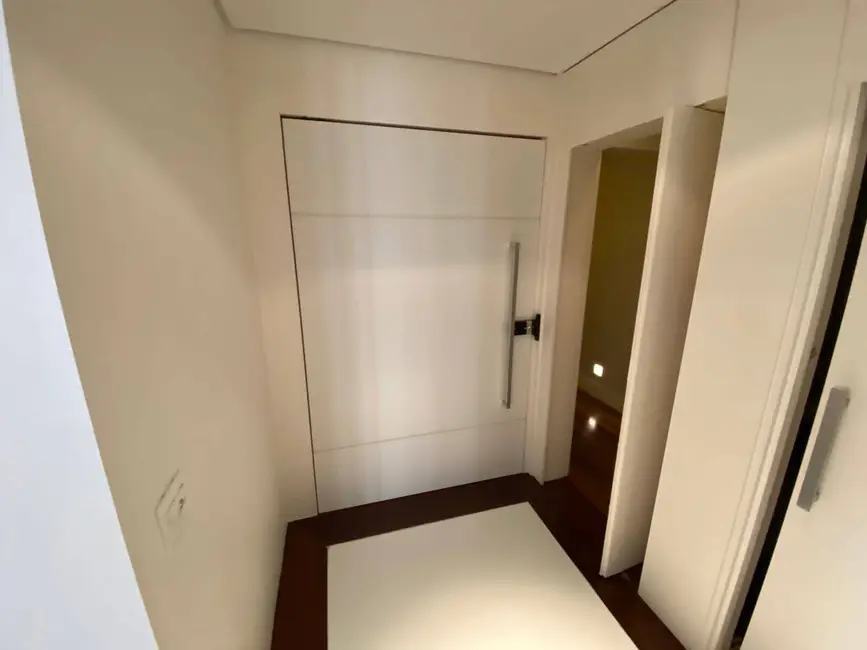 Foto 3 de Apartamento com 4 quartos para alugar em Barueri - SP