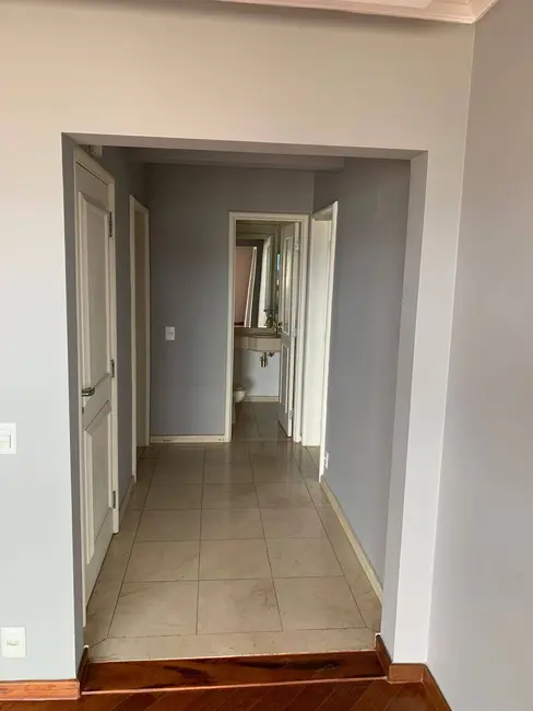Foto 4 de Apartamento com 4 quartos para alugar em Barueri - SP