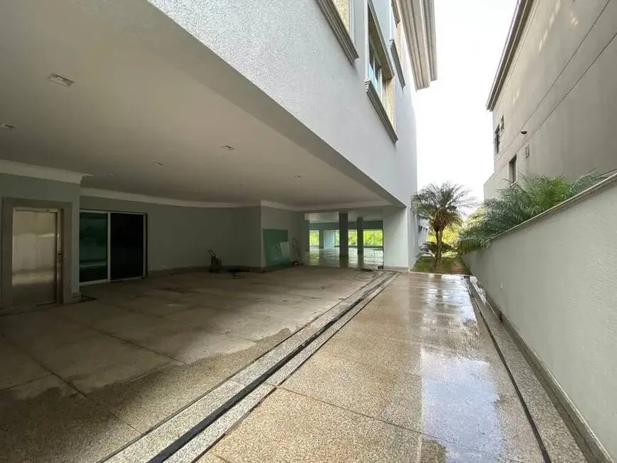 Foto 3 de Casa com 7 quartos à venda, 2400m2 em Tamboré, Santana De Parnaiba - SP