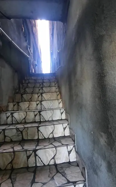 Foto 6 de Casa com 2 quartos à venda e para alugar, 150m2 em Jardim Tupanci, Barueri - SP