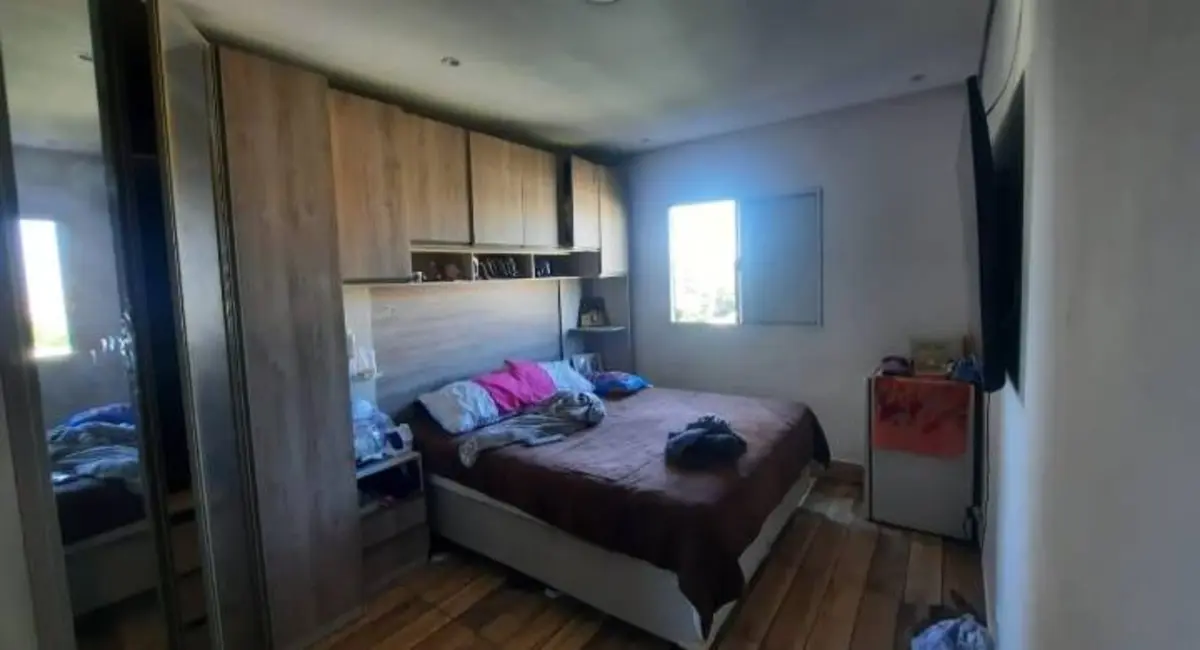 Foto 2 de Casa com 6 quartos à venda e para alugar, 150m2 em Jardim Tupanci, Barueri - SP