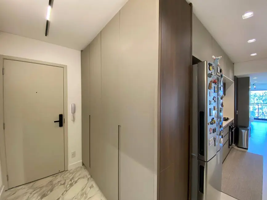 Foto 2 de Apartamento com 2 quartos à venda, 126m2 em Alphaville Empresarial, Barueri - SP
