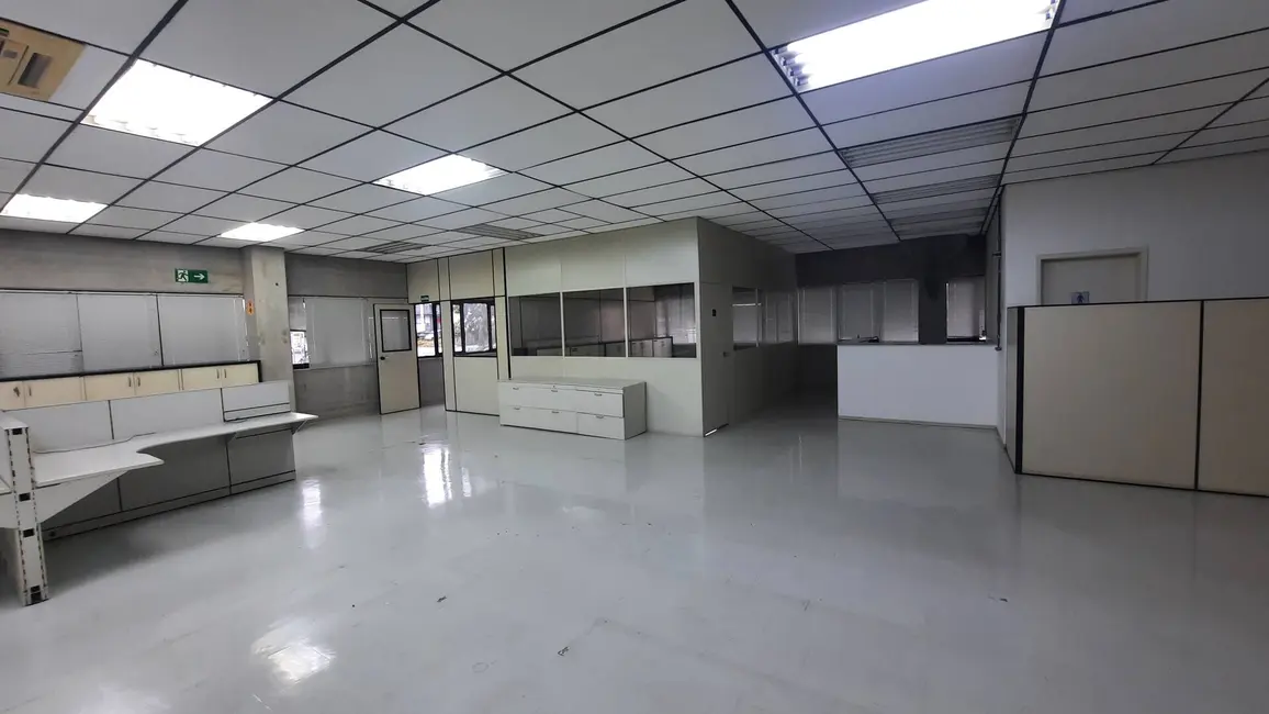 Armazém / Galpão para alugar, 4500m2 em Tamboré, Barueri - SP - imagem 6 Foto 6 de Armazém / Galpão para alugar, 4500m2 em Tamboré, Barueri - SP