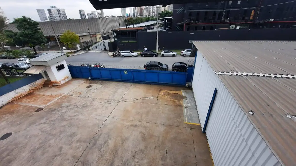 Armazém / Galpão para alugar, 4500m2 em Tamboré, Barueri - SP - imagem 1 Foto 1 de Armazém / Galpão para alugar, 4500m2 em Tamboré, Barueri - SP