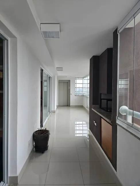 Apartamento com 2 quartos à venda em Melville Empresarial I e II, Barueri - SP - imagem 6 Foto 6 de Apartamento com 2 quartos à venda em Melville Empresarial I e II, Barueri - SP