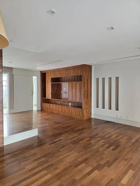 Apartamento com 2 quartos à venda em Melville Empresarial I e II, Barueri - SP - imagem 5 Foto 5 de Apartamento com 2 quartos à venda em Melville Empresarial I e II, Barueri - SP