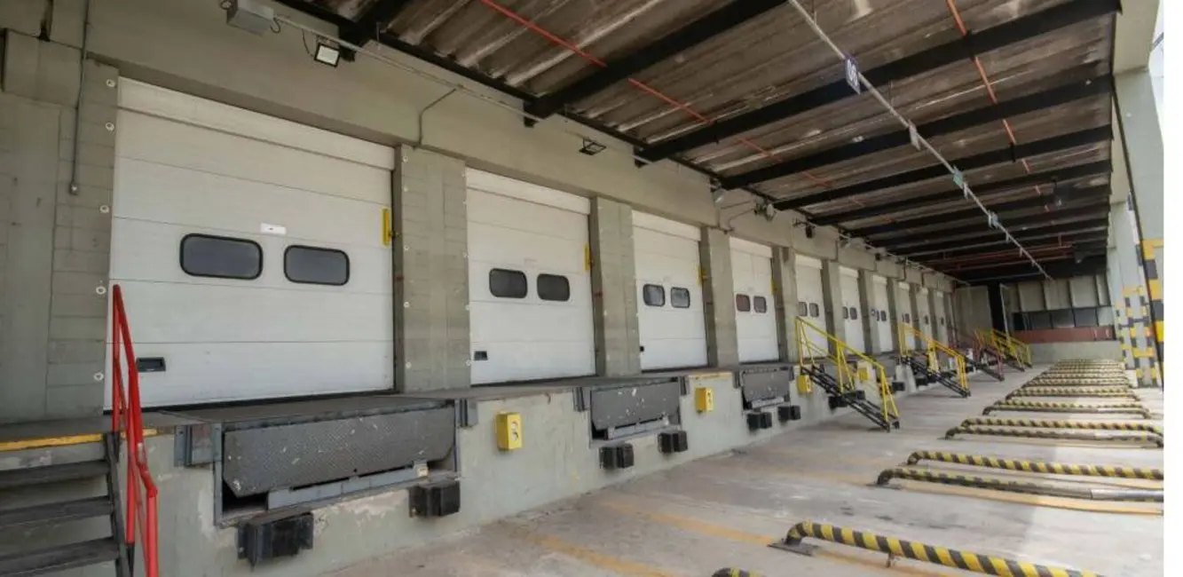 Armazém / Galpão para alugar, 39932m2 em Tamboré, Barueri - SP - imagem 6 Foto 6 de Armazém / Galpão para alugar, 39932m2 em Tamboré, Barueri - SP