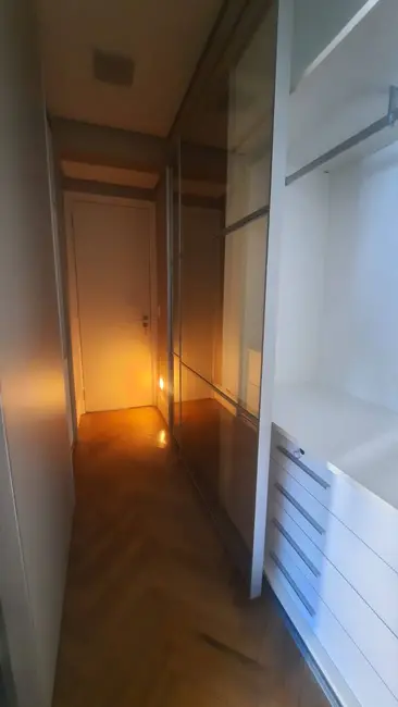 Foto 9 de Apartamento com 3 quartos para alugar, 189m2 em Alphaville Conde I, Barueri - SP