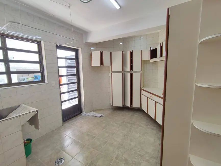 Casa com 2 quartos à venda e para alugar, 440m2 em Alphaville, Santana De Parnaiba - SP - imagem 8 Foto 8 de Casa com 2 quartos à venda e para alugar, 440m2 em Alphaville, Santana De Parnaiba - SP