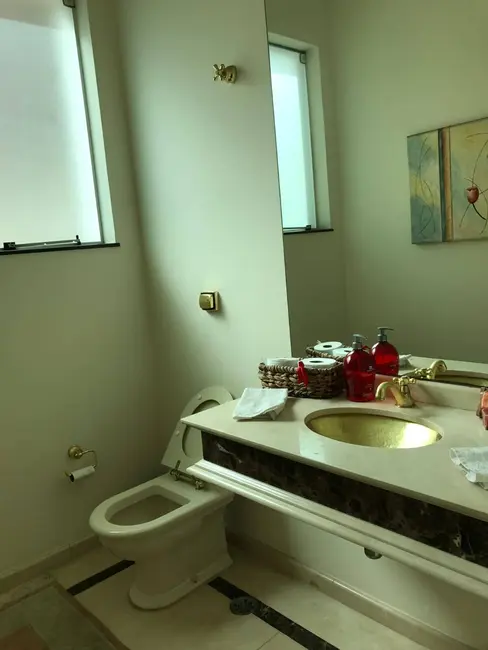 Casa com 5 quartos para alugar, 612m2 em Alphaville, Santana De Parnaiba - SP - imagem 9 Foto 9 de Casa com 5 quartos para alugar, 612m2 em Alphaville, Santana De Parnaiba - SP