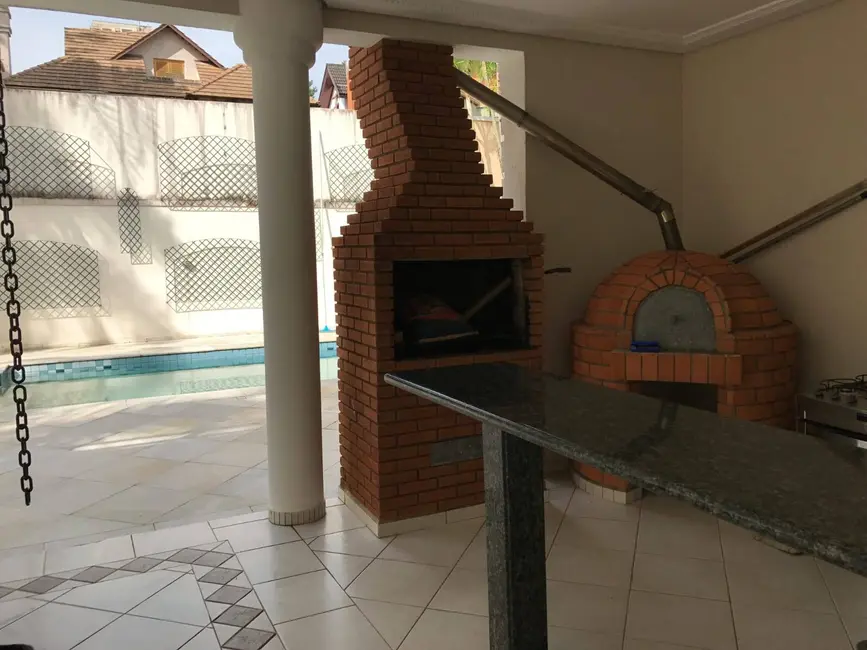 Casa com 5 quartos para alugar, 612m2 em Alphaville, Santana De Parnaiba - SP - imagem 3 Foto 3 de Casa com 5 quartos para alugar, 612m2 em Alphaville, Santana De Parnaiba - SP