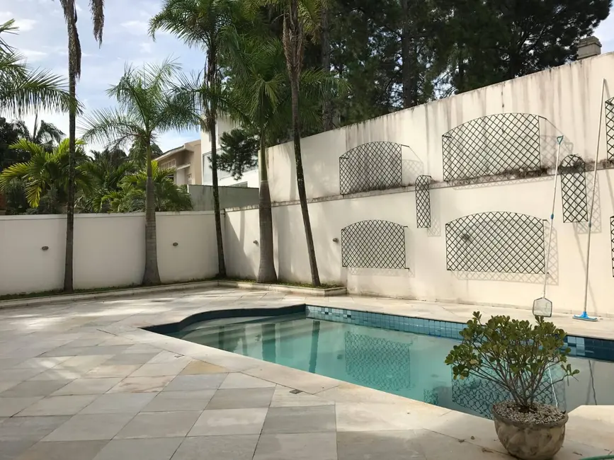 Foto 1 de Casa com 5 quartos para alugar, 612m2 em Alphaville, Santana De Parnaiba - SP