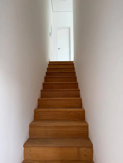 Casa com 3 quartos à venda, 150m2 em Santana De Parnaiba - SP - imagem 5 Foto 5 de Casa com 3 quartos à venda, 150m2 em Santana De Parnaiba - SP