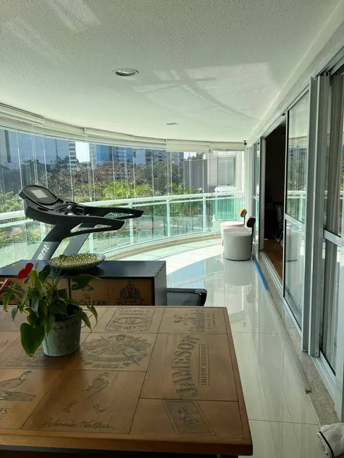 Foto 1 de Apartamento à venda, 260m2 em Alphaville Empresarial, Barueri - SP