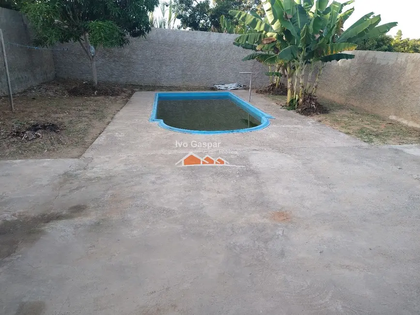 Foto 3 de Casa com 2 quartos à venda, 450m2 em Esmeraldas - MG