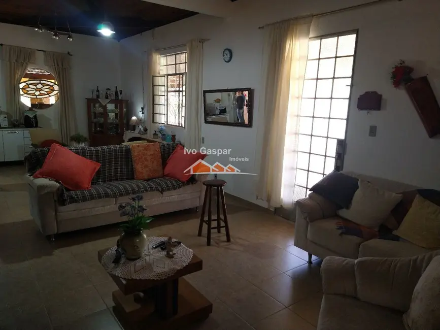 Sítio / Rancho com 5 quartos à venda, 5000m2 em Vargem Bento da Costa, Esmeraldas - MG - imagem 9 Foto 9 de Sítio / Rancho com 5 quartos à venda, 5000m2 em Vargem Bento da Costa, Esmeraldas - MG