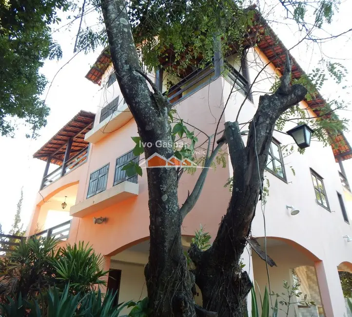 Foto 1 de Casa com 4 quartos à venda, 1800m2 em Centro, Esmeraldas - MG