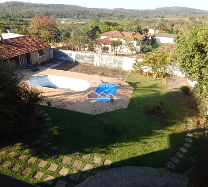 Foto 2 de Casa com 4 quartos à venda, 1800m2 em Centro, Esmeraldas - MG