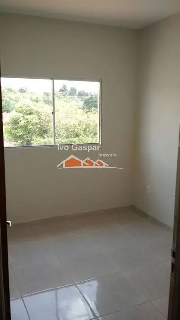 Foto 4 de Casa com 2 quartos à venda, 225m2 em Esmeraldas - MG