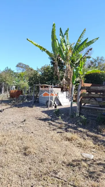 Foto 1 de Terreno / Lote à venda, 4760m2 em Esmeraldas - MG
