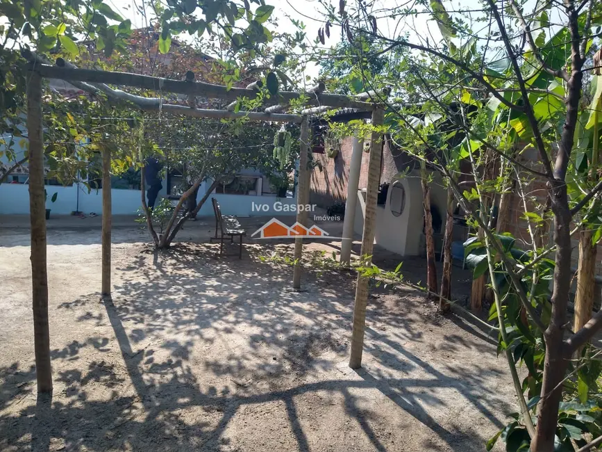 Casa com 2 quartos à venda, 450m2 em Esmeraldas - MG - imagem 9 Foto 9 de Casa com 2 quartos à venda, 450m2 em Esmeraldas - MG