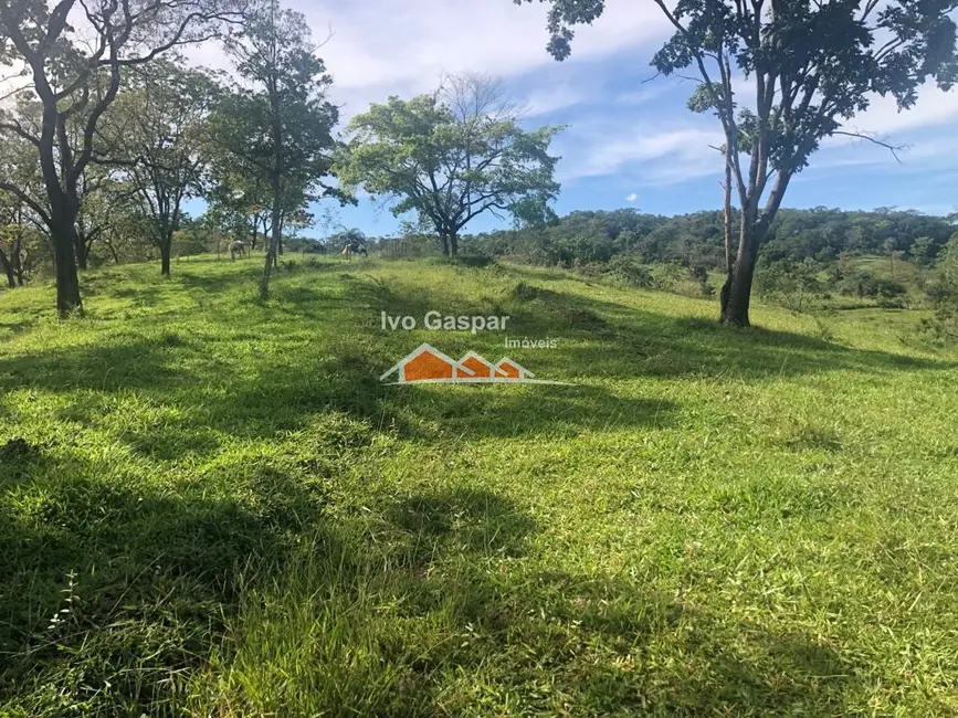Foto 1 de Terreno / Lote à venda, 13000m2 em Centro, Esmeraldas - MG