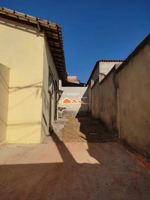 Casa com 2 quartos à venda, 180m2 em Esmeraldas - MG - imagem 6 Foto 6 de Casa com 2 quartos à venda, 180m2 em Esmeraldas - MG