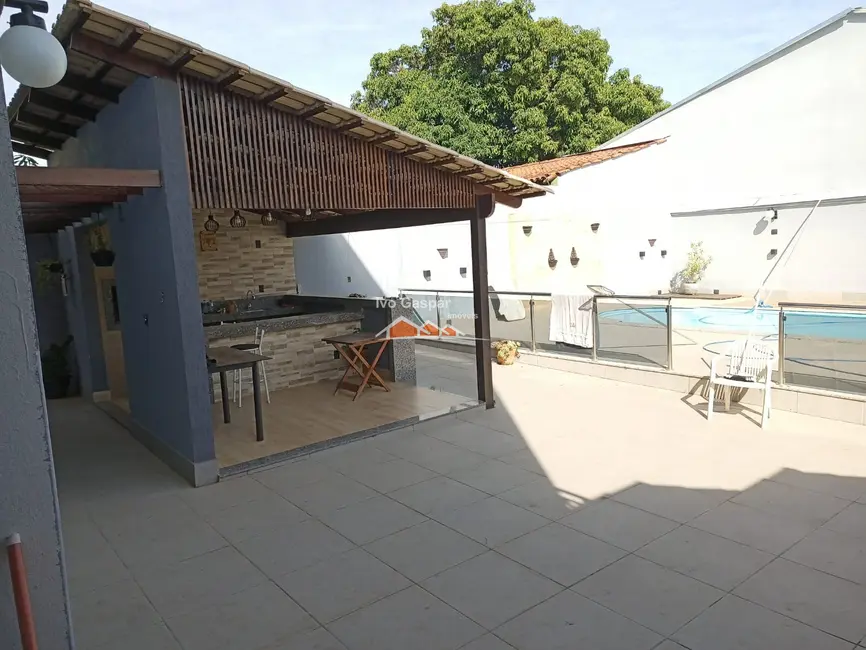 Casa com 5 quartos à venda, 200m2 em Centro, Esmeraldas - MG - imagem 4 Foto 4 de Casa com 5 quartos à venda, 200m2 em Centro, Esmeraldas - MG