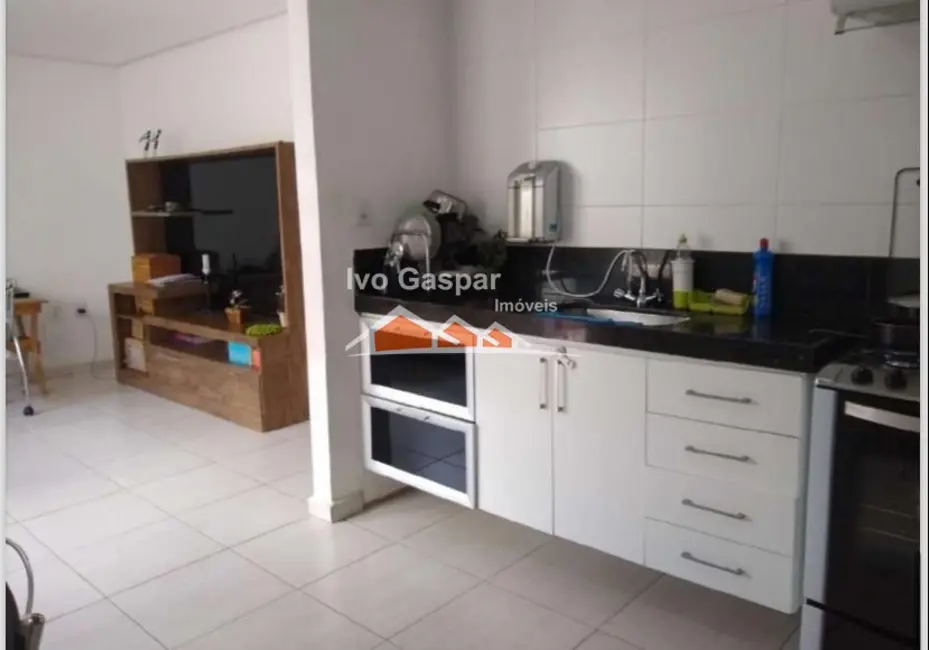 Foto 5 de Casa com 2 quartos à venda, 150m2 em Centro, Betim - MG