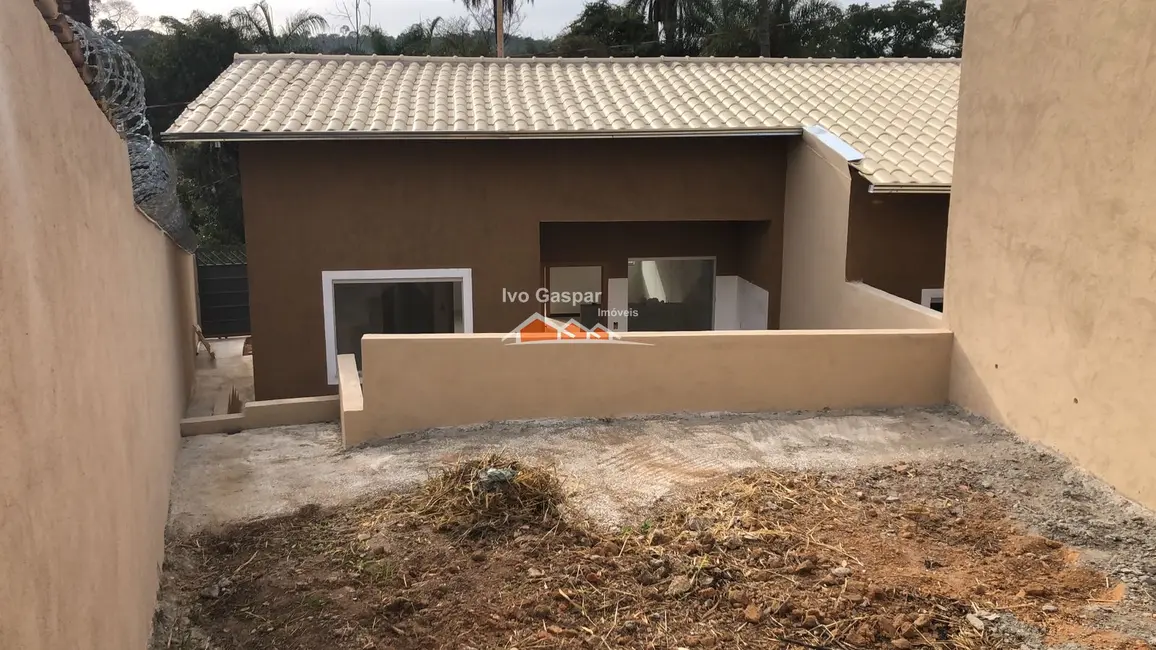 Casa com 2 quartos à venda, 59m2 em Esmeraldas - MG - imagem 5 Foto 5 de Casa com 2 quartos à venda, 59m2 em Esmeraldas - MG
