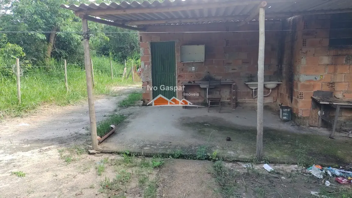 Foto 2 de Casa com 2 quartos à venda, 60m2 em Esmeraldas - MG